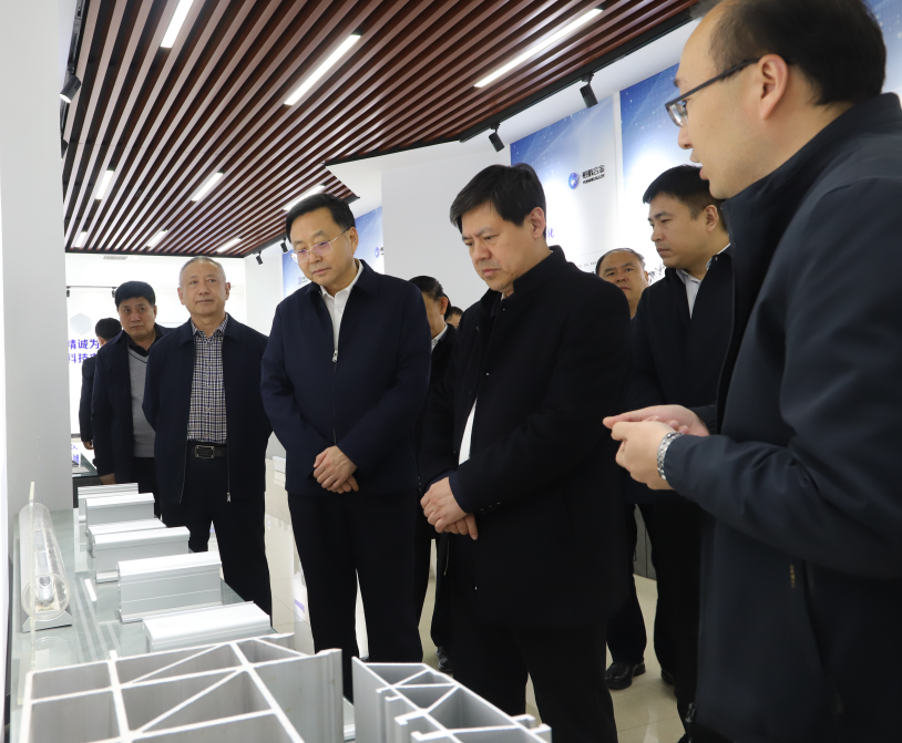濱州市委常委、常務副市長張偉一行來山東三星集團調(diào)研