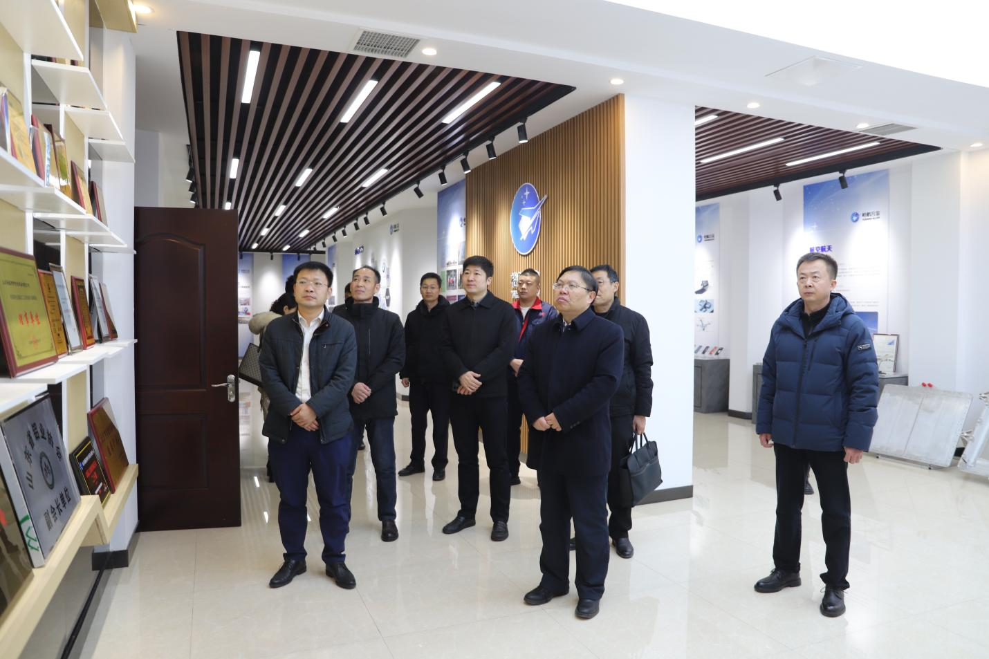 濱州市科學(xué)技術(shù)協(xié)會黨組書記、主席王洪民一行來山東三星集團調(diào)研